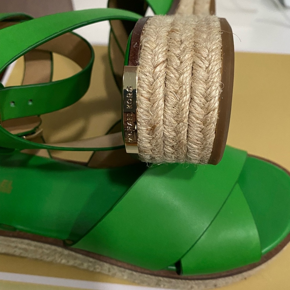 Michael Kors Palm green color leather Abbott Espadrille Sandals. Like new c pics - Picture 11 of 11